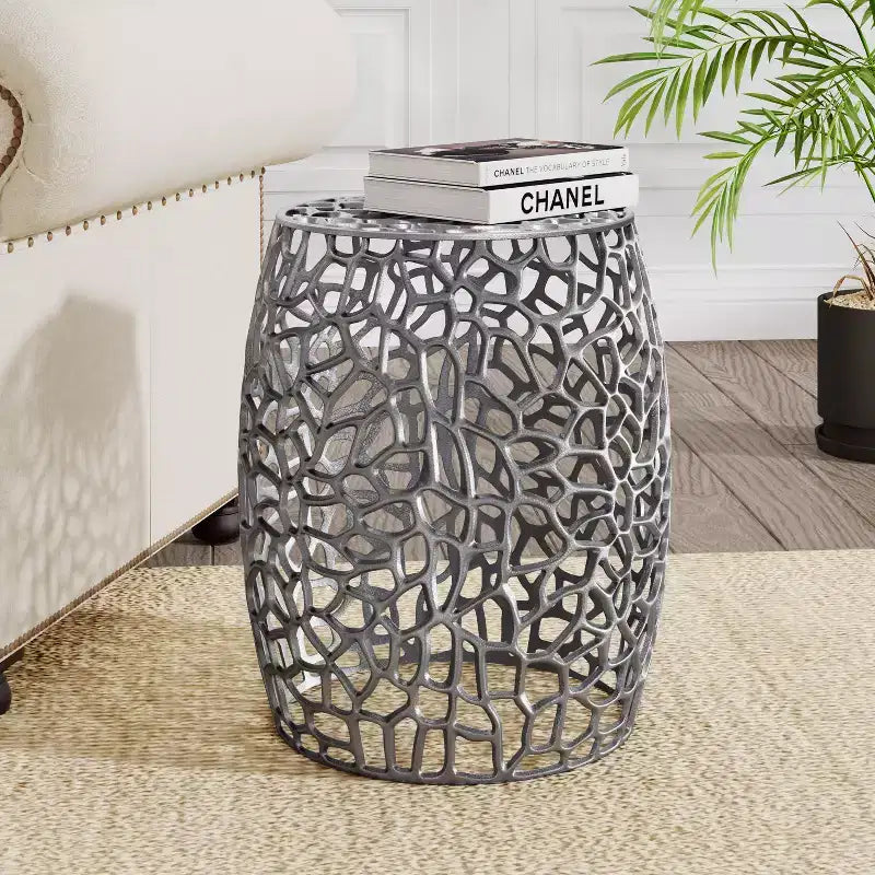 Table d'appoint moderne en aluminium en forme de tambour