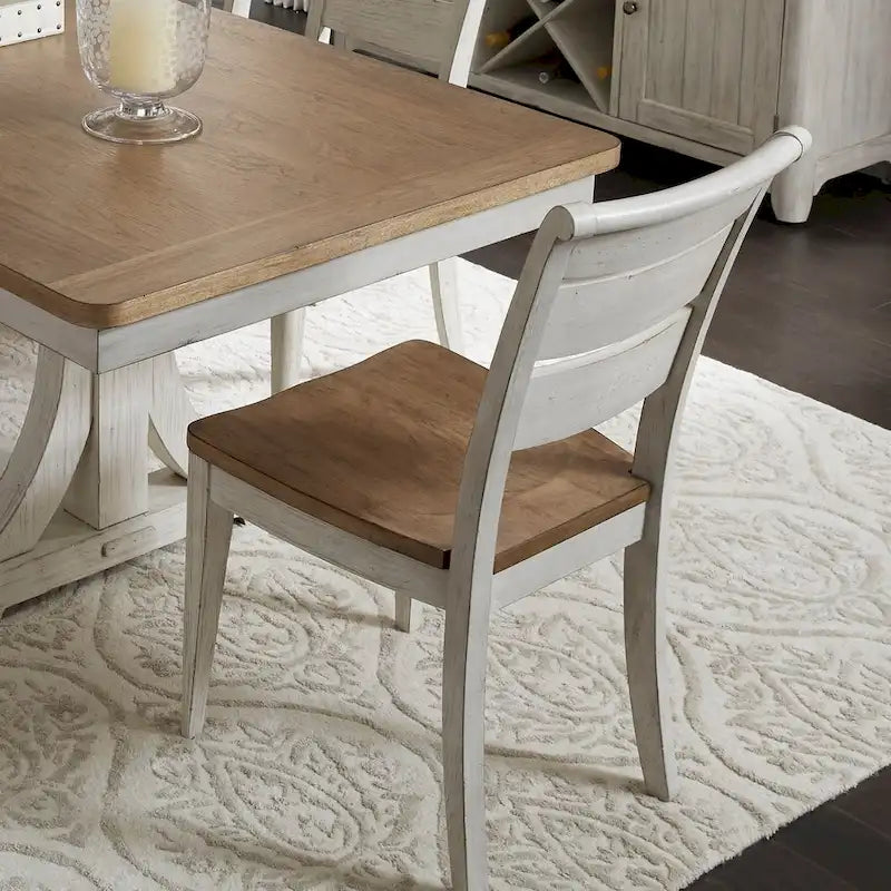 Farmhouse Reimagined Antique White Ladder Back Side Chair (Set of 2)
